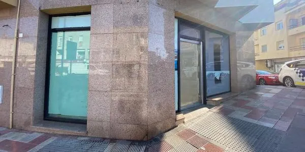 Blanes recuperarà el caixer automàtic retirat del barri d'Els Pavos-Quatre Vents