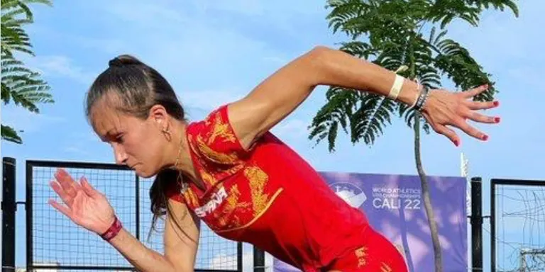 Berta Segura trenca el rècord de Catalunya absolut i d’Espanya sub-20