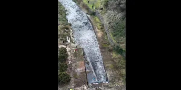 El pantà de Riudecanyes s'ha omplert al 100% i aquest dijous ha desembassat cabals superiors als habituals