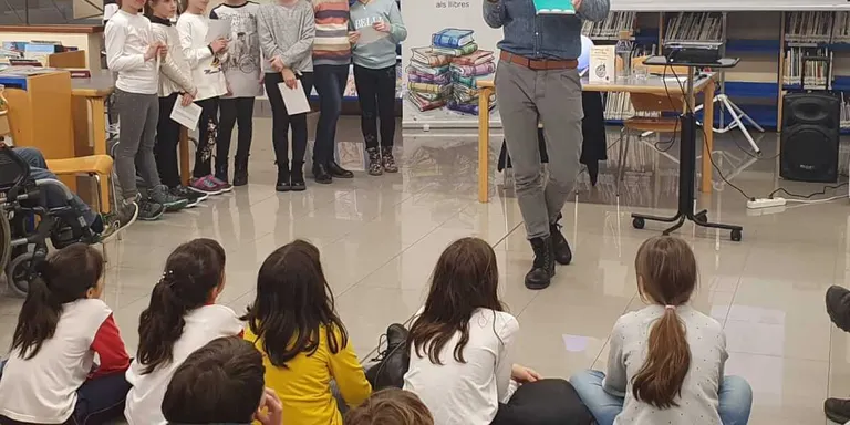 Jordi Villacampa presenta el seu segon llibre, 'La ciutat dels nens i les nenes. Llunicity'