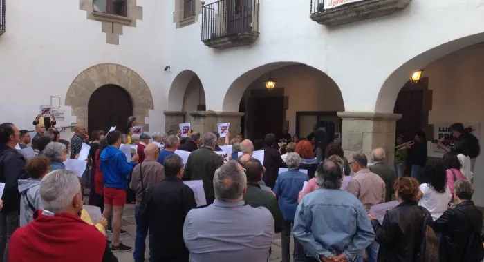 La concentraciÃ³ va coincidir amb la interpretaciÃ³ diÃ ria del Cant dels Ocells, de Pau Casals