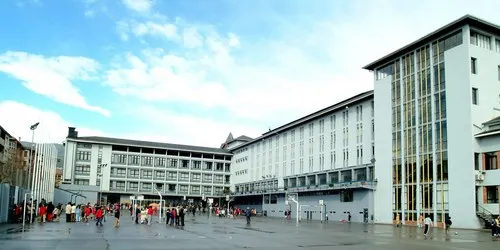 El Col.legi La Salle rep un reconeixement per la contribució a la millora de la qualitat educativa