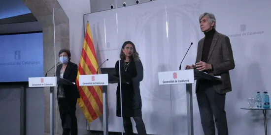 El Govern aplica restriccions dràstiques per frenar la variant òmicron