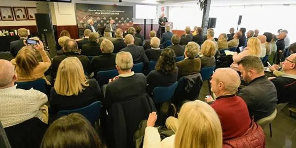 PIMEC i la plataforma Mercaderies per l’Interior reclamen un nou traçat ferroviari que alliberi la línia de costa de trens perillosos