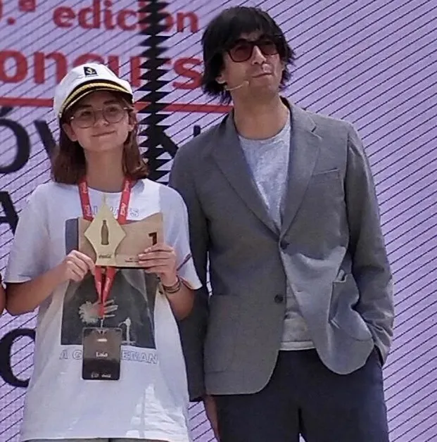 Laia Farràs de l'Escola Pia de Caldes, guanyadora del concurs de relat curt convocat per Coca-Cola