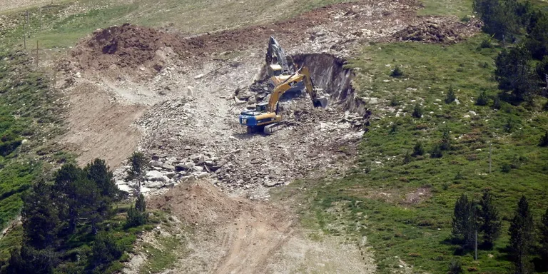 Ipcena exigeix al Govern que suspengui les obres del telecadira i la pista associada de Baqueira a la Peülla