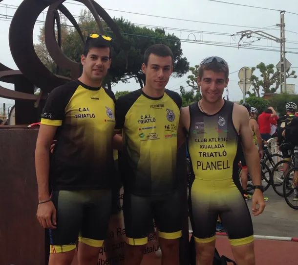 600 triatletes al TriRelay Triatló de Pineda
