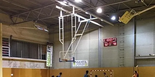 El Junior Masculí es juga el lideratge contra el Bàsquet Teresianes en una jornada propícia