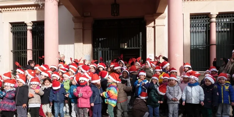Els infants del Pau Casals obren el Nadal amb la cantada de Llúcies
