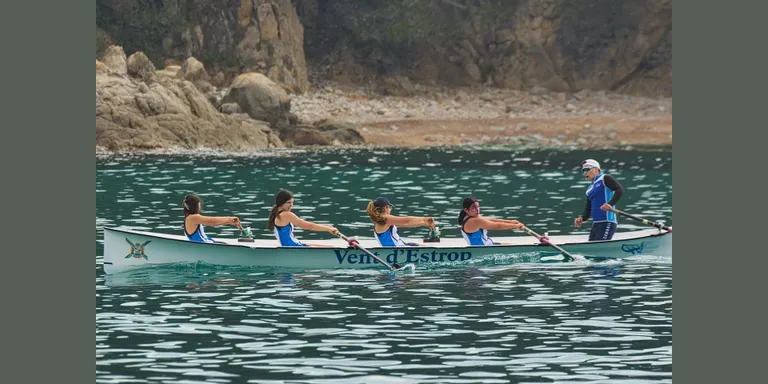 El Club Vent d’Estrop Vogadors de Cambrils finalitza la lliga de batel obtenint grans resultats