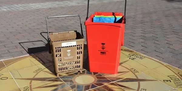Torredembarra du a terme una campanya informativa de reforç de la recollida porta a porta a Baix a Mar durant la Setmana Santa