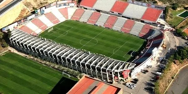 La segona equipació del Nàstic ja és a la venda