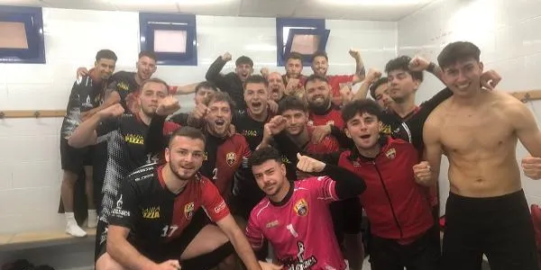 El Creixell compleix davant el Tarragona ‘B’ i es manté a un punt de la promoció d’ascens (6-1)