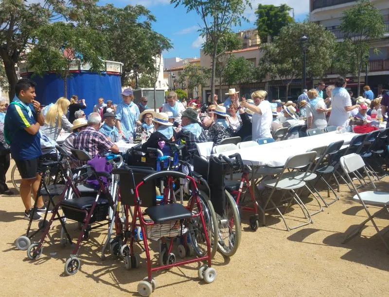 Més de 5000 veïns de Pineda tenen més de 65 anys, i 4000, menys de 14 anys