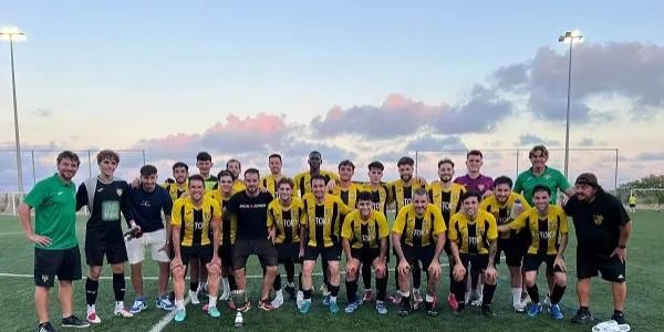 El CE Altafulla supera a la UD Salou i deixa el Trofeu Joan Pijuan a casa (2-1)