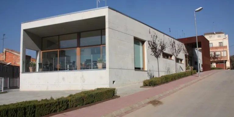 Segona sessió del taller formatiu per a famílies amb fills adolescents sobre drogues i sexualitat de risc