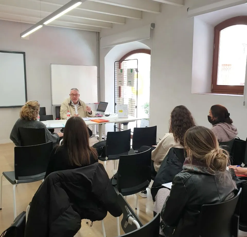 Cambrils Emprèn organitza 13 cursos de capacitació empresarial per a persones emprenedores