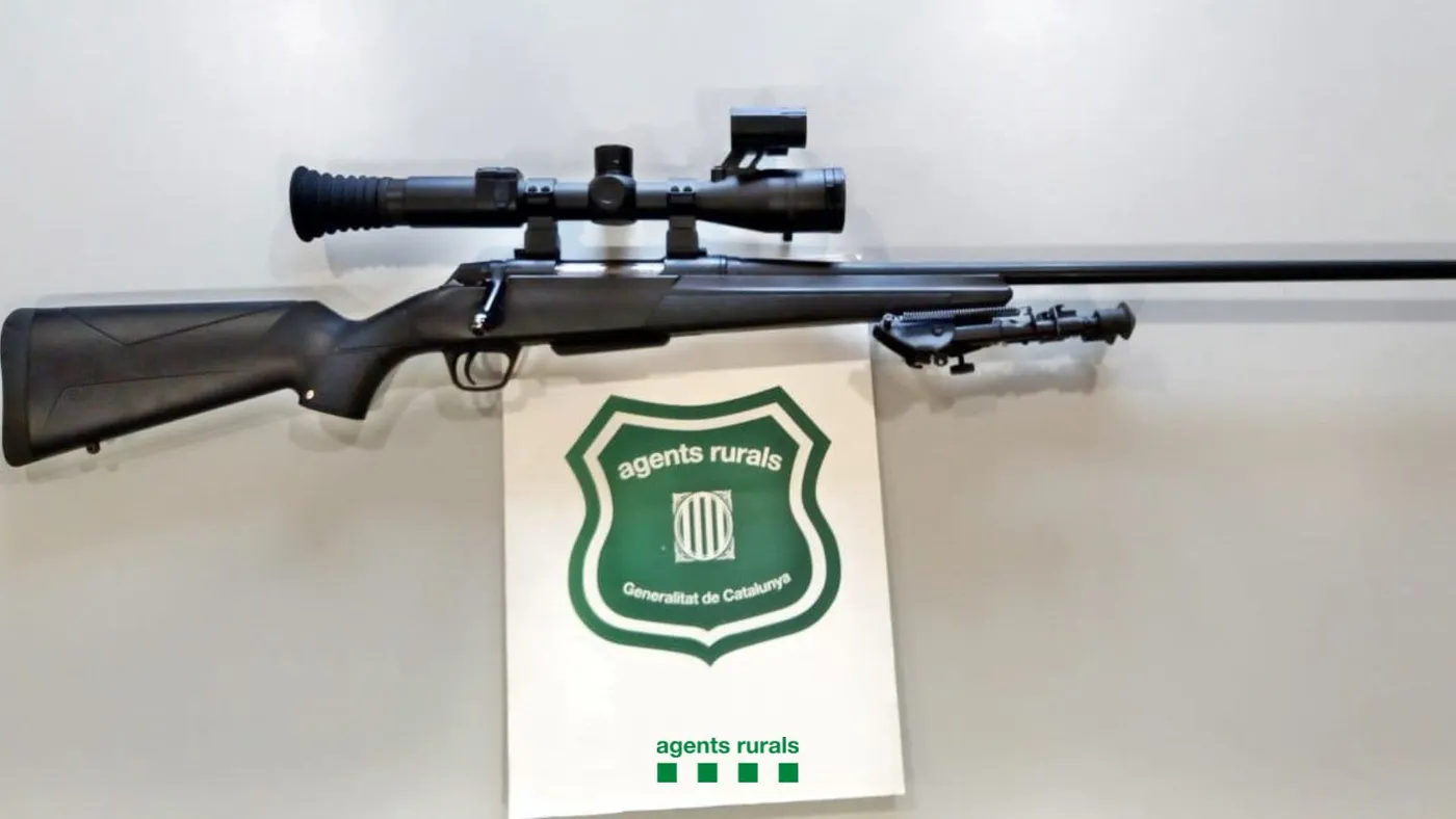 <strong>Denuncien una persona que portava un visor nocturn acoblat al rifle a Navès</strong>