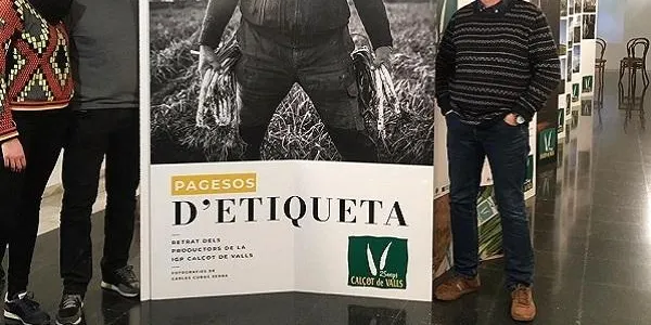 L’IGP Calçot de Valls inaugura l’exposició ‘Pagesos d’Etiqueta’ en el marc del seu 25è aniversari