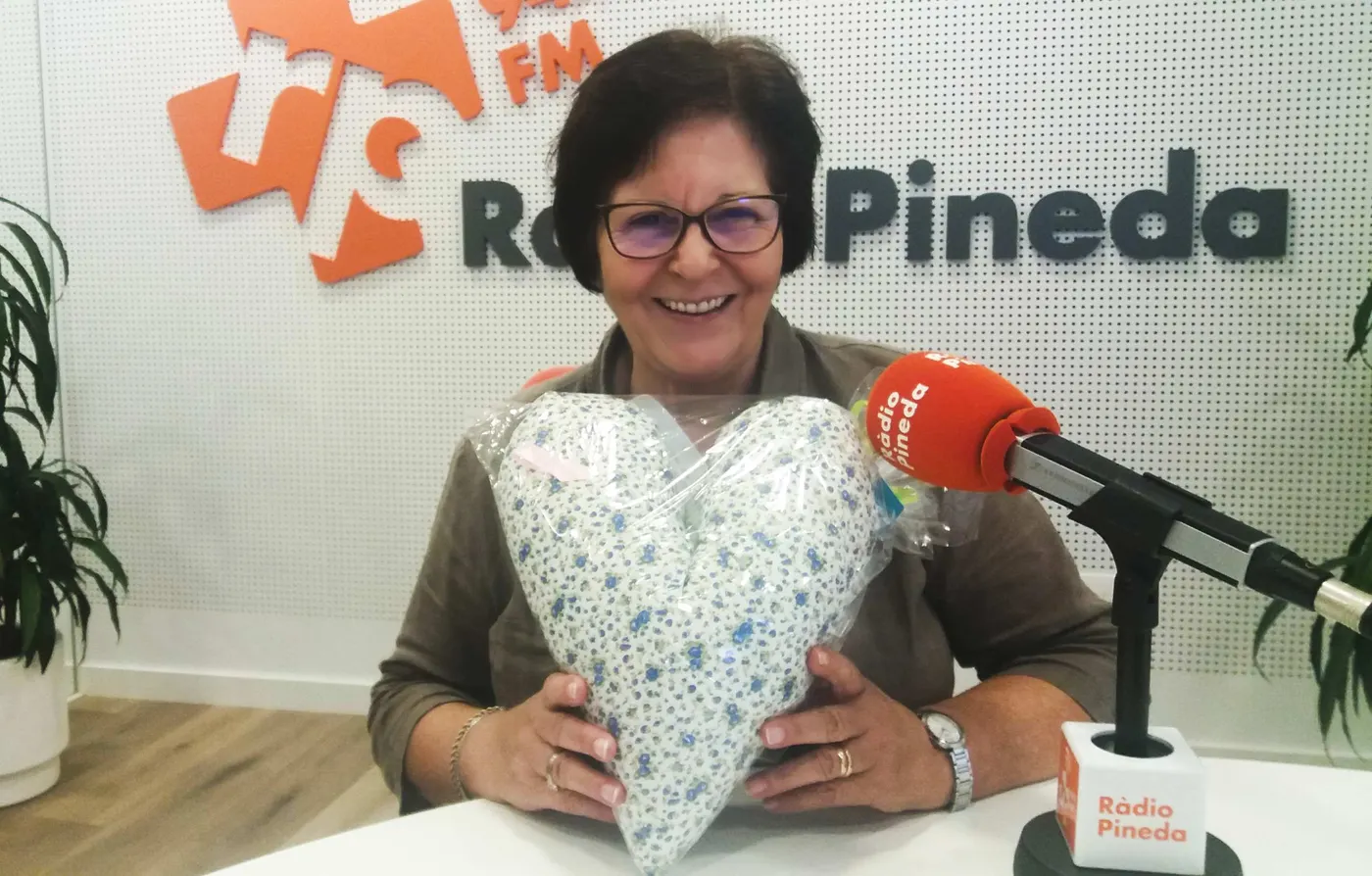 El Caliu del Cor, al programa Pineda es Mou, amb motiu del Dia Internacional del Càncer de Mama