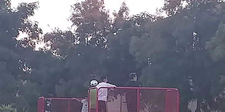 S’ha instal·lat un half pipe a la zona industrial d’Arenys de Munt, al costat de les barres de cal·listènia