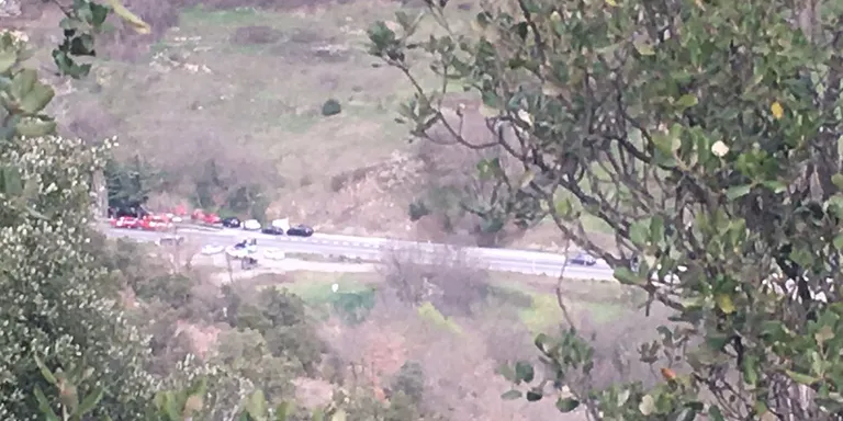 Un conductor andorrà mort i dues menors ferides greus en un xoc frontal la carretera N-145