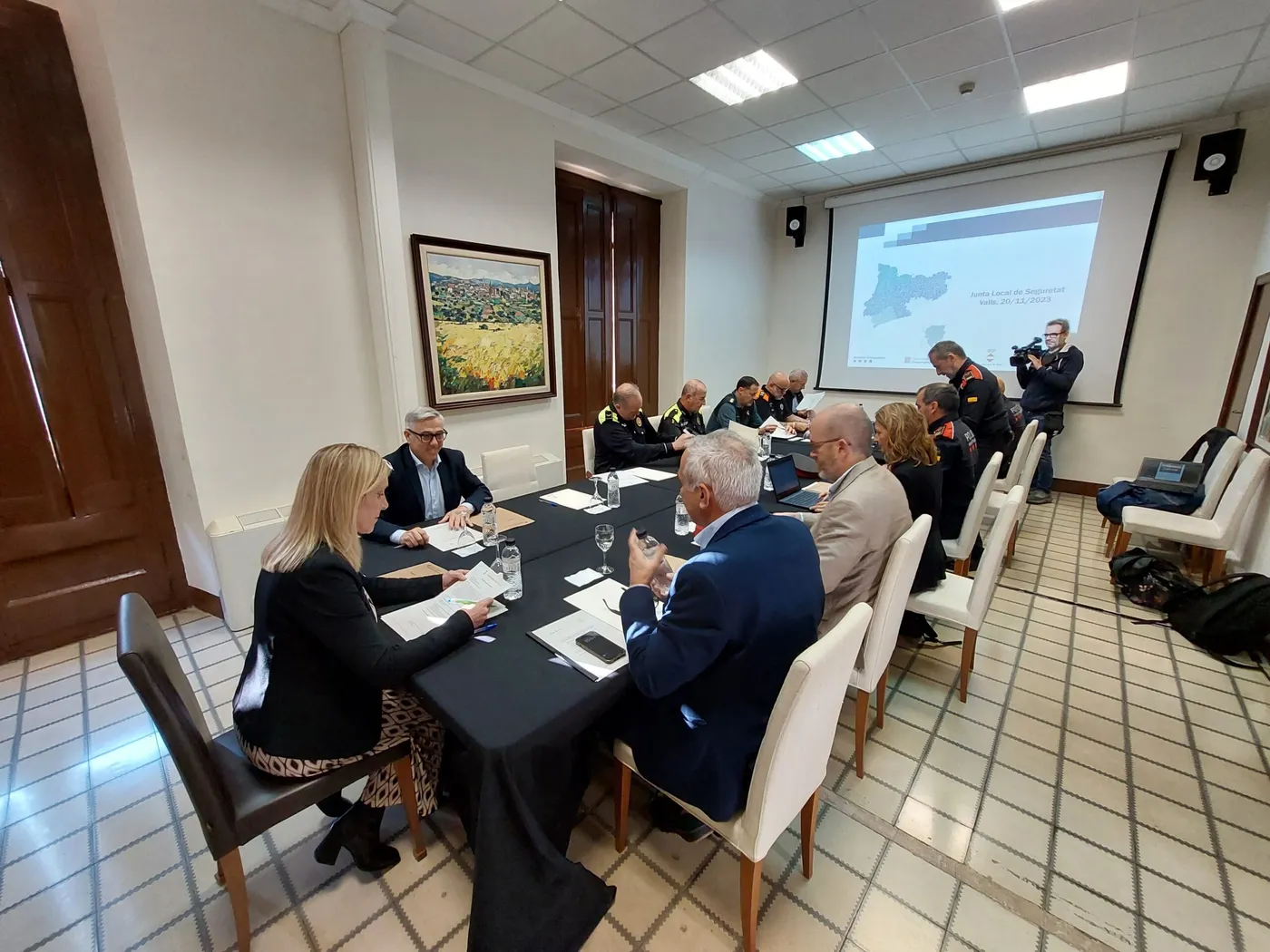 La Junta de Seguretat Local acorda mantenir els reforços de dispositius policials al carrer