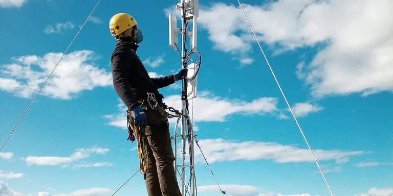 Ajuntaments i consells de l'Alt Pirineu busquen alternatives perquè internet arribi a tots els pobles