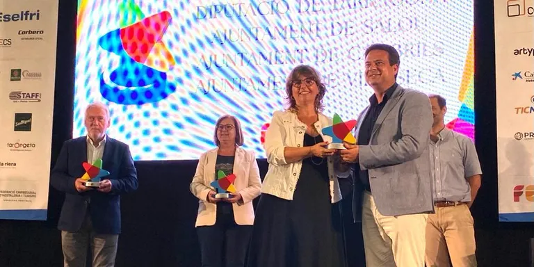L’Ajuntament de Cambrils, guardonat en la primera Nit de les Estrelles de la FEHT