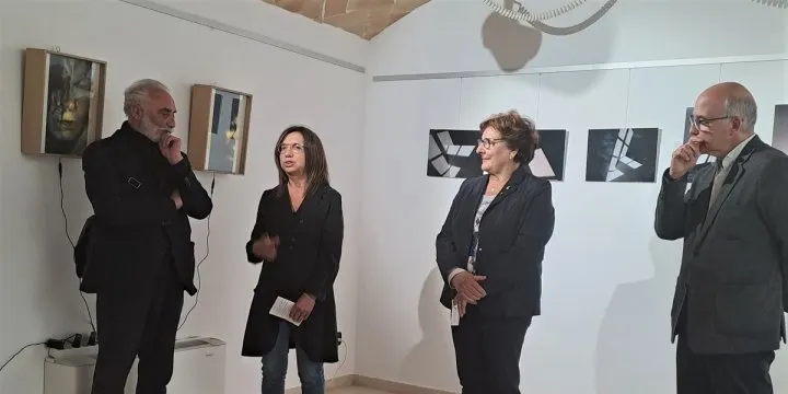 Riudellots acull l'exposició "Connexions"