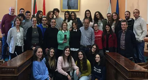 RECEPCIÓN A UN GRUPO DE ESTUDIANTES ITALIANOS QUE PARTICIPAN EN UN INTERCAMBIO DE TOKI ALAI