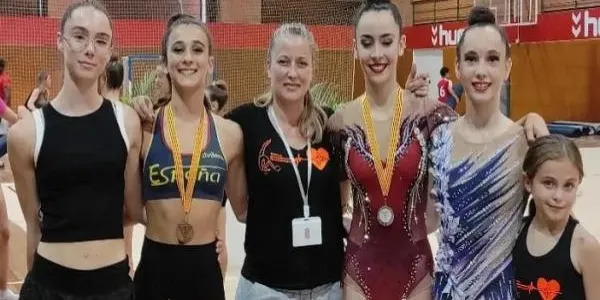 La gimnasta del CER Torredembarra, Jana Oulad, es proclama campiona de Catalunya Junior en la modalitat de cèrcol
