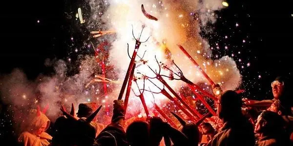 El Grup de Diables d’Altafulla enceta la temporada d’estiu