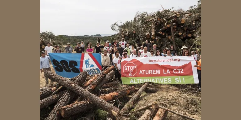 La Plataforma Aturem la C-32 celebra que el TSJC «els doni la raó per aturar la prolongació de la C32 cap a Lloret»