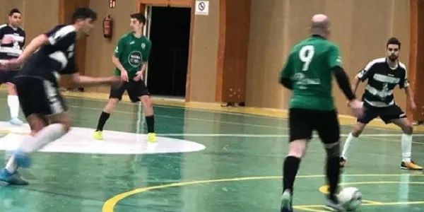 El CFS Torredembarra no pot fer front a la necessitat del Tortosa (11-5)