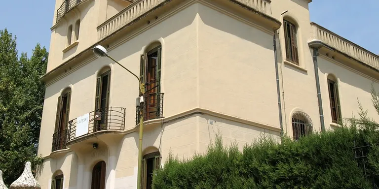 Alguns serveis municipals modifiquen el seu horari durant la Setmana Santa