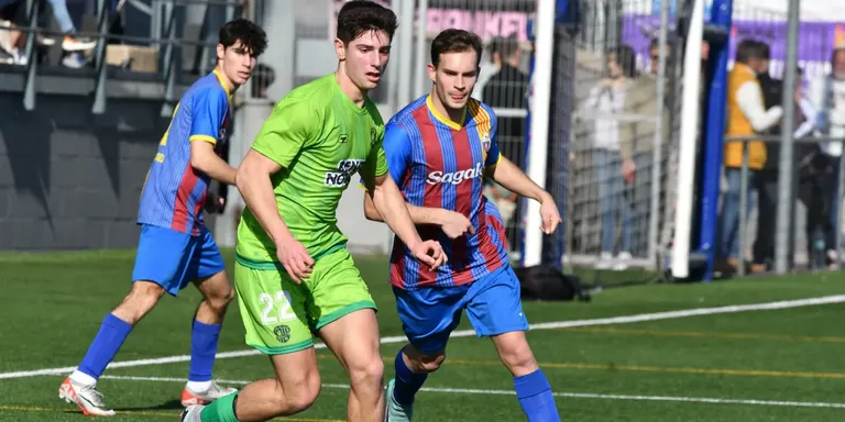 El CF Caldes perd a casa contra el líder del grup 1 de Primera Catalana