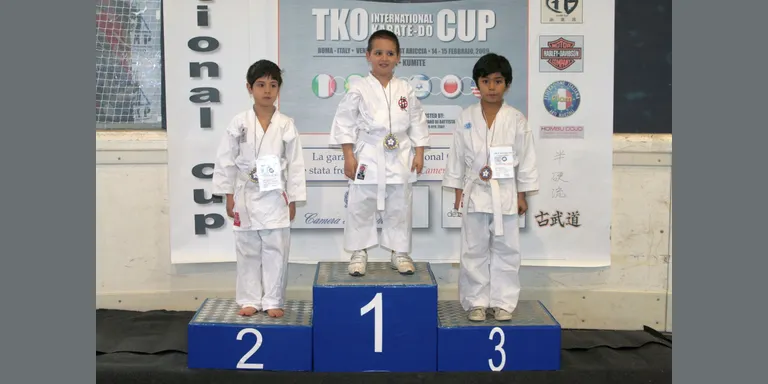 Excel.lents resultats dels urgellencs en el 1r Campionat Internacional de Karate