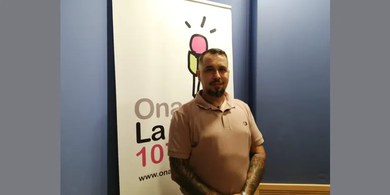 Jonathan Pi destaca la voluntat de "treballar per la gent" com a motivació per ser regidor
