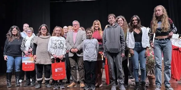 El 'Roca Plana' de Roda de Berà celebra els seus deu anys de vida reconeixent la creació literària amateur