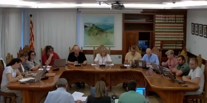 Begur prorroga el contracte de neteja i recollida de residus un any més