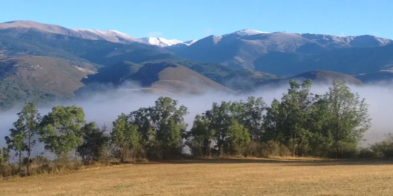 Primera nevada de la temporada als cims del Pirineu