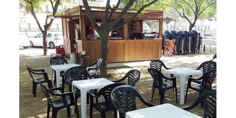 S'allarga el termini per presentar ofertes per la gestió del bar del Passeig