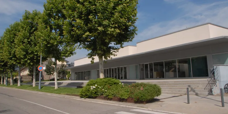 Aprovades les actuacions per millorar la coberta i renovar la instal·lació solar tèrmica del Palau d'Esports de la Seu d'Urgell