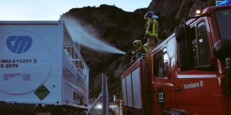 Fuita de CO2 en un vehicle a tocar de la C-14 a Organyà