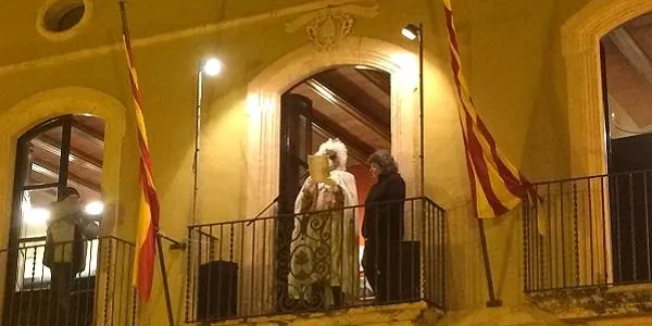 L’arribada de Sa Majestat Carnestoltes dona el tret de sortida al Carnaval 2019 d’Altafulla
