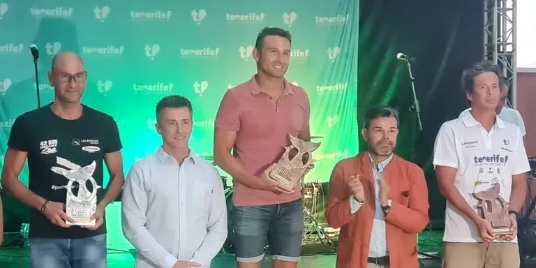 El nedador Joan Carles Adell queda en segona posició a la travessia South West Landmar de Tenerife