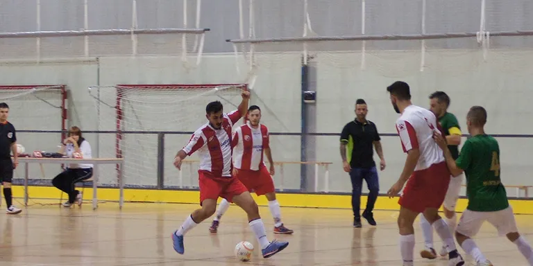 L’Esportiu masculí salva el cap de setmana