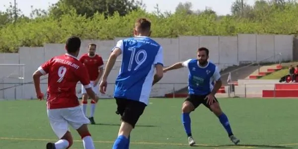 El Roda de Berà suma un punt a Ulldecona en un partit dur i de màxima igualtat