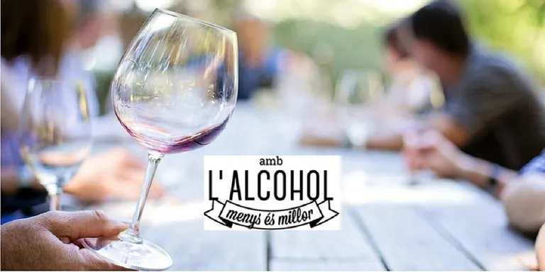 S'impulsa a Catalunya una campanya de sensibilització sobre el risc del consum d'alcohol